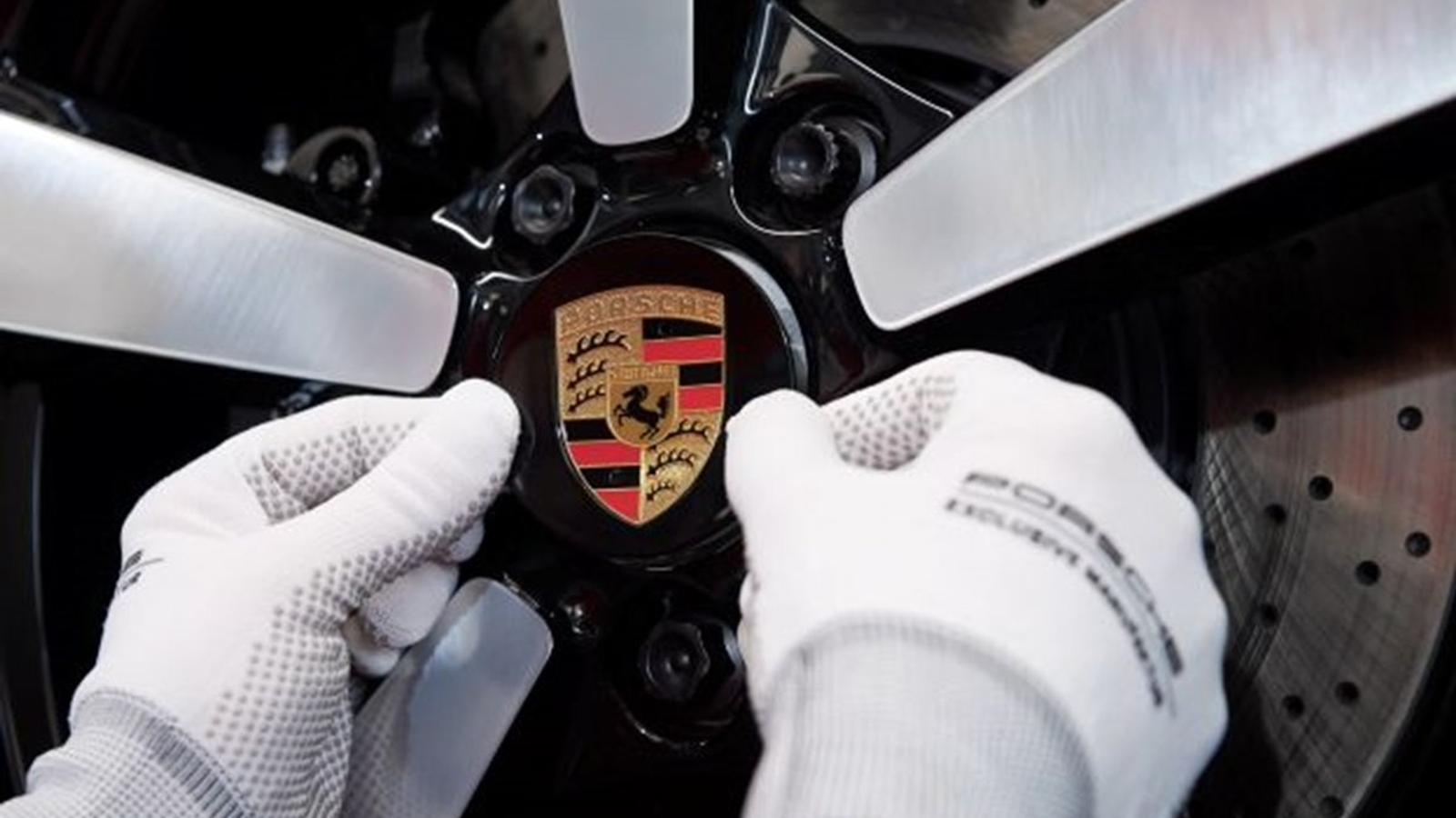 Porsche badge placement proof visual.