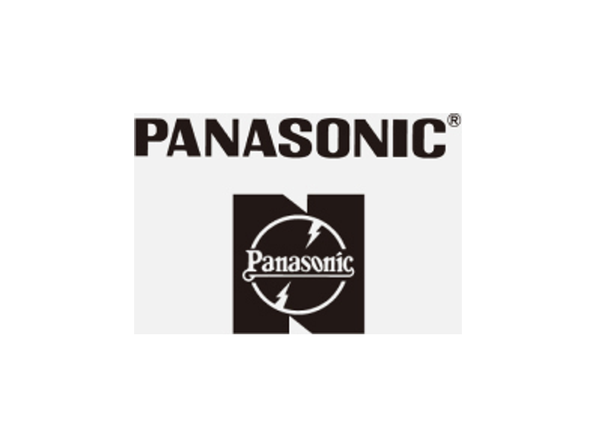 English Panasonic lettering adopted